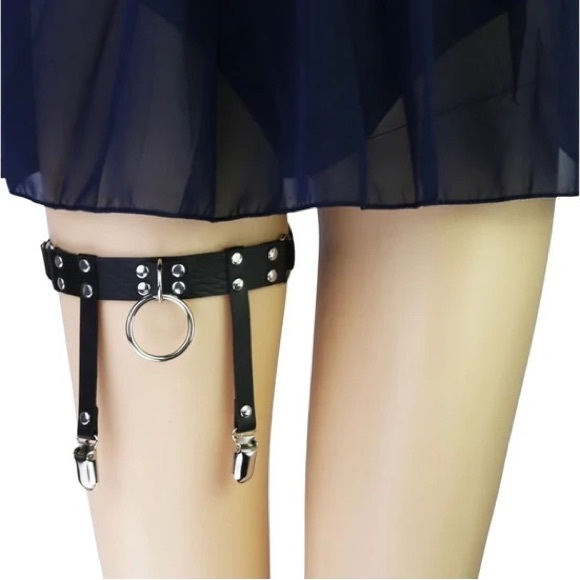 Sexy Double Belt Leg Chain For Women Punk Goth Spike Heart Harness Body Cosplay - Picture 1 of 5